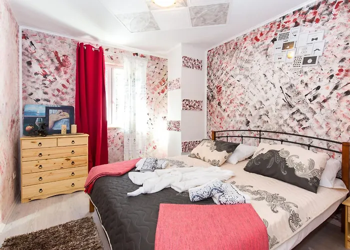 Wunderschoene Luxus-familienvilla Emily By Interhome Сasa de vacaciones