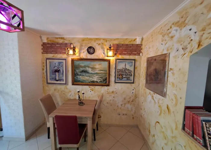 Wunderschoene Luxus-familienvilla Emily By Interhome Lovran